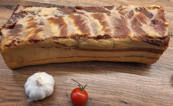 Mangalica szalonna - Kolozsvári (kb. 1-3 kg/db)