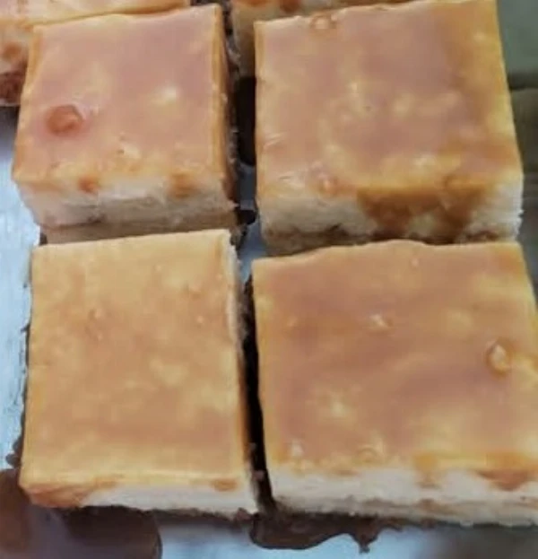 Sós-karamellás vaníliás kocka