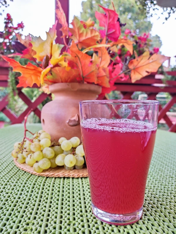 kezeletlen szőlőlé