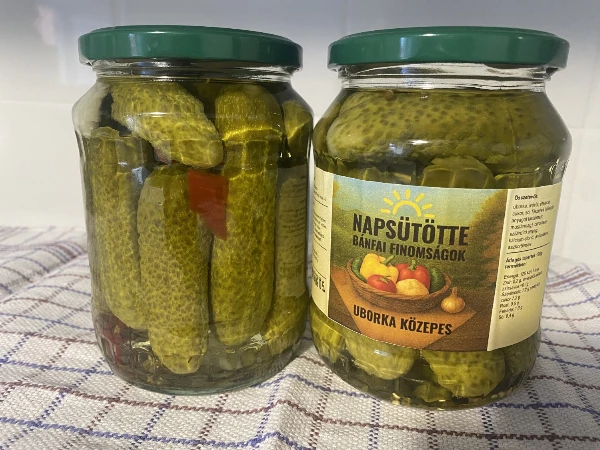 Uborka közepes savanyúság