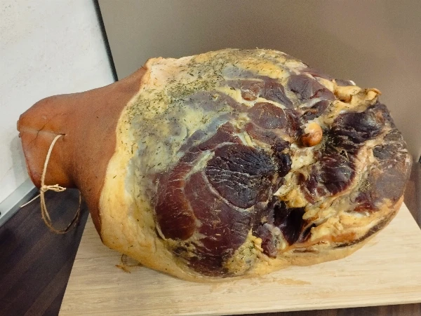 Füstölt mangalica - hátsó sonka AKCIÓ