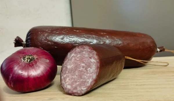 Tanyasi turista szalámi (50-60 dkg)