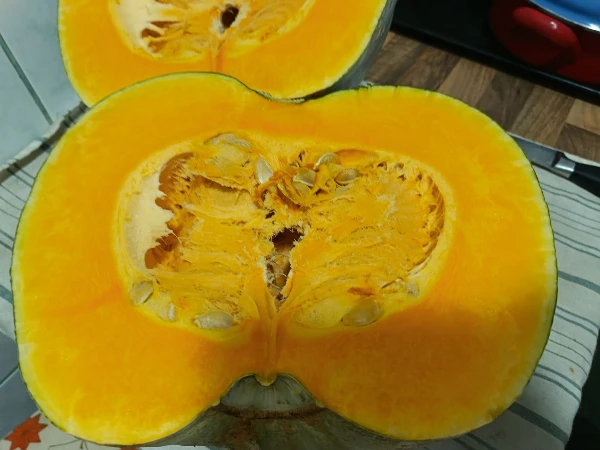 Sütőtök - Nagydobosi  (kb. 900-1100 g/szelet)