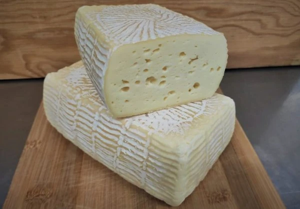 Káca Farm sajt érlelve