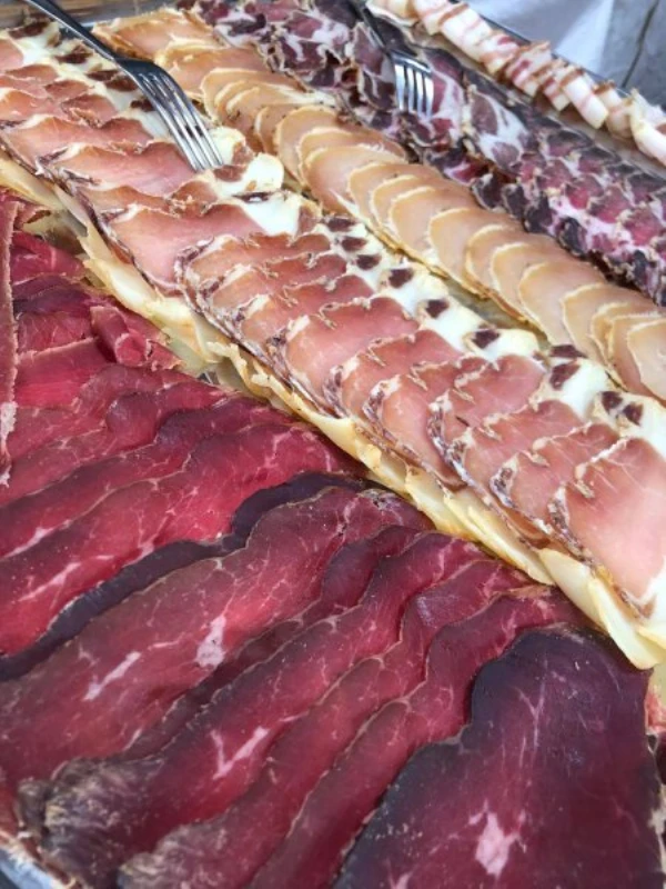 KÁCA Kincsei Mangalica karaj