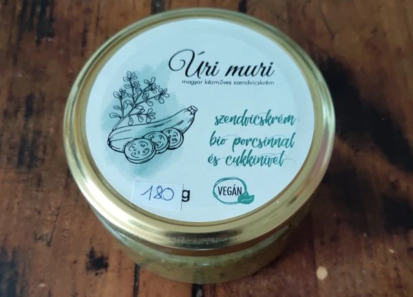 Szendvicskrém porcsinnal és cukkinivel