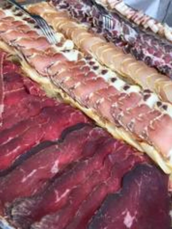 KÁCA Kincsei Mangalica tarja és angolszalonna